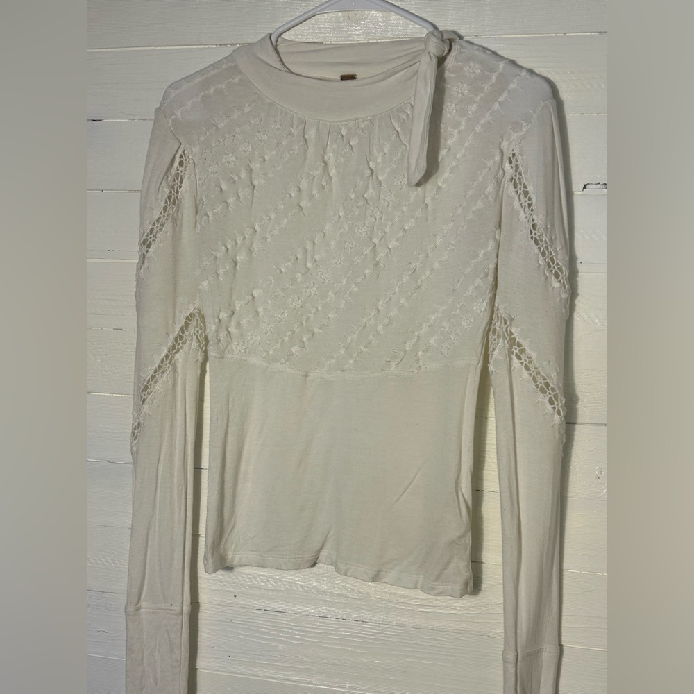 Free People Victoria embroidered crochet long sleeve top, white, women’s XS. - Picture 3 of 7